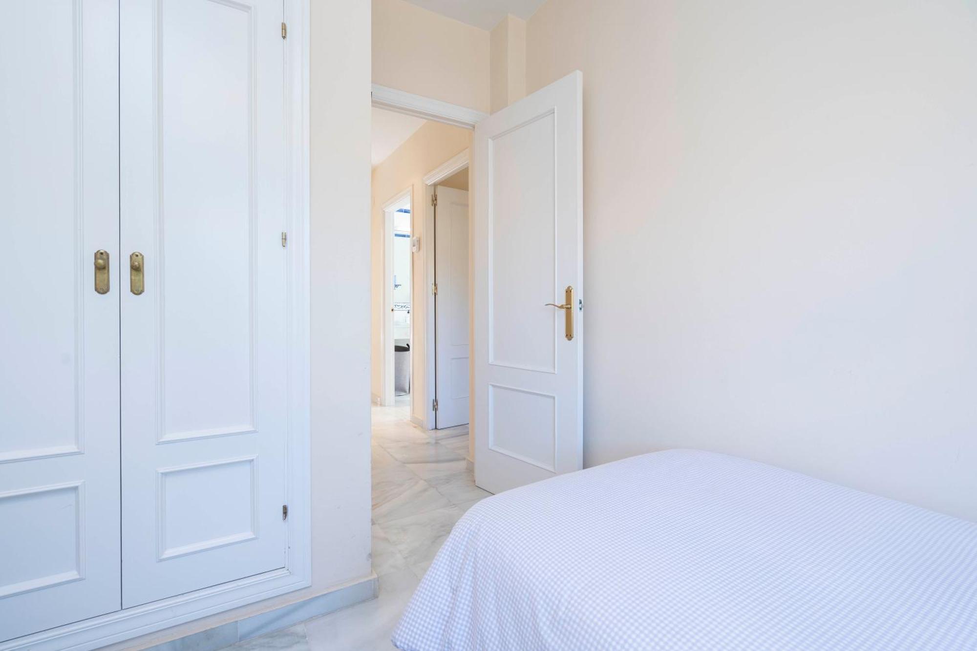 Apartoyou - Torre Vistahermosa Ель-Пуерто-де-Санта-Марія Екстер'єр фото